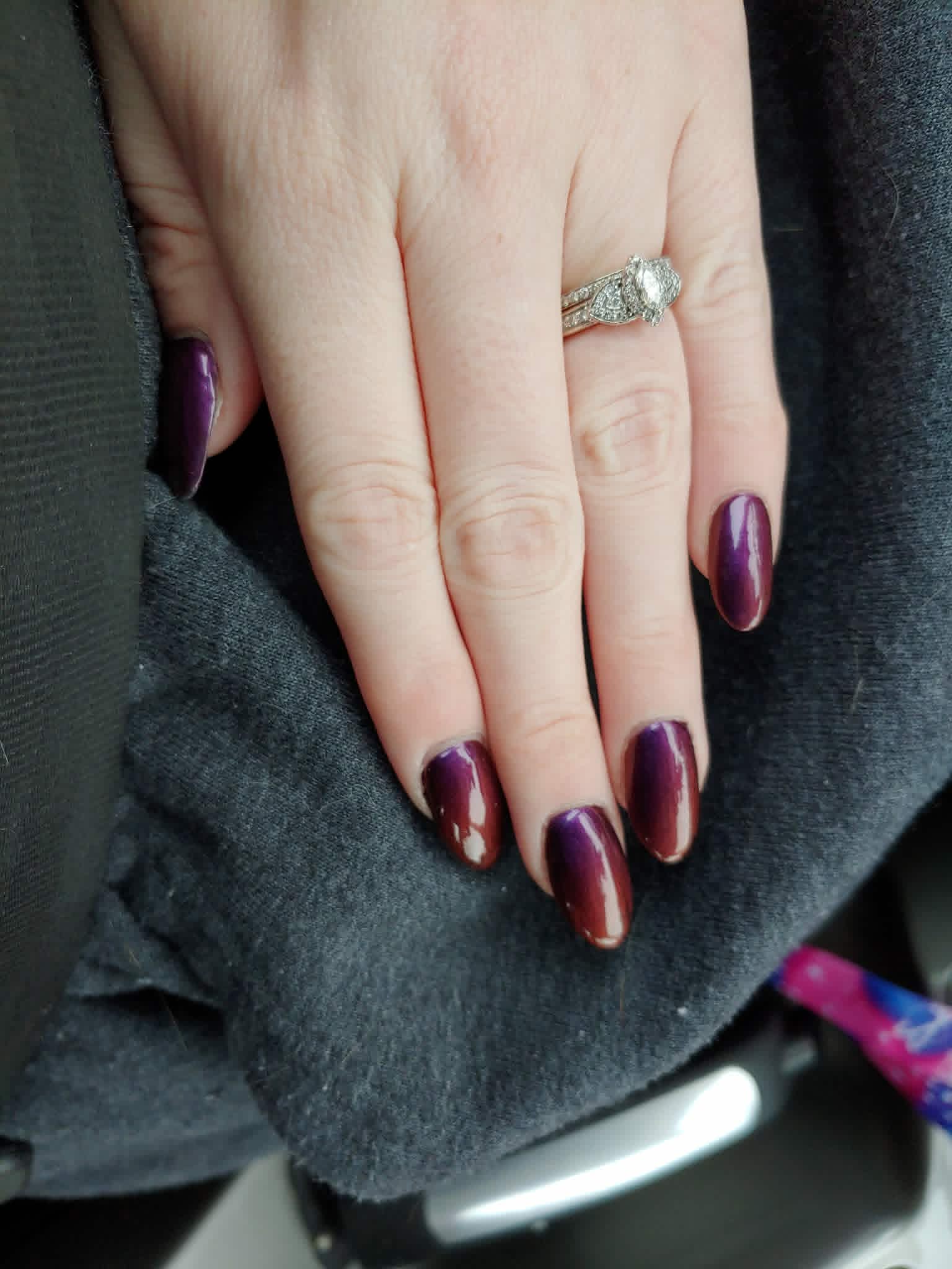 Glossy Plum — Gel